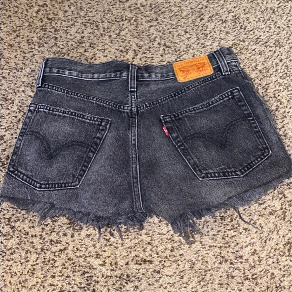 Levi’s 501 shorts size 26